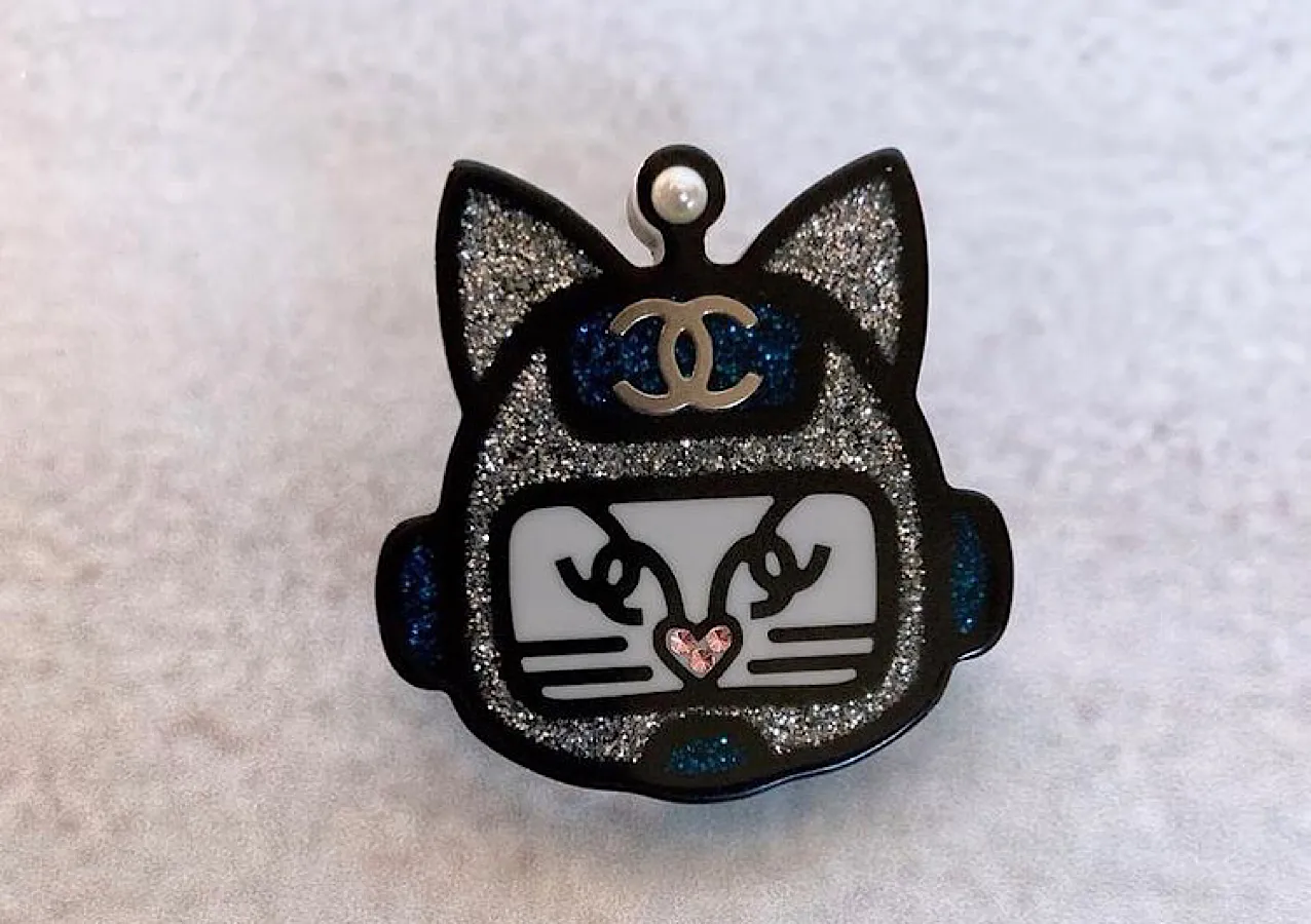 Chanel 2017 17S Resin Emoji Robot Cat Brooch Silver Blue Pin