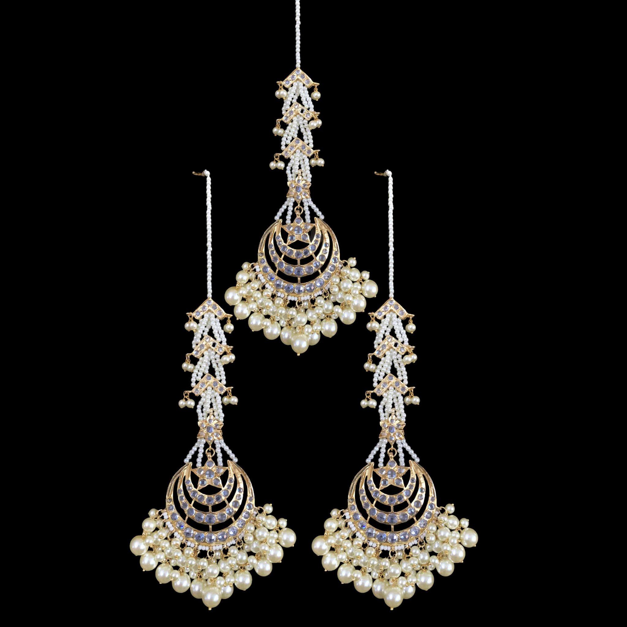 DJET28 Tahura earrings tika in pearls  ( READY TO SHIP )