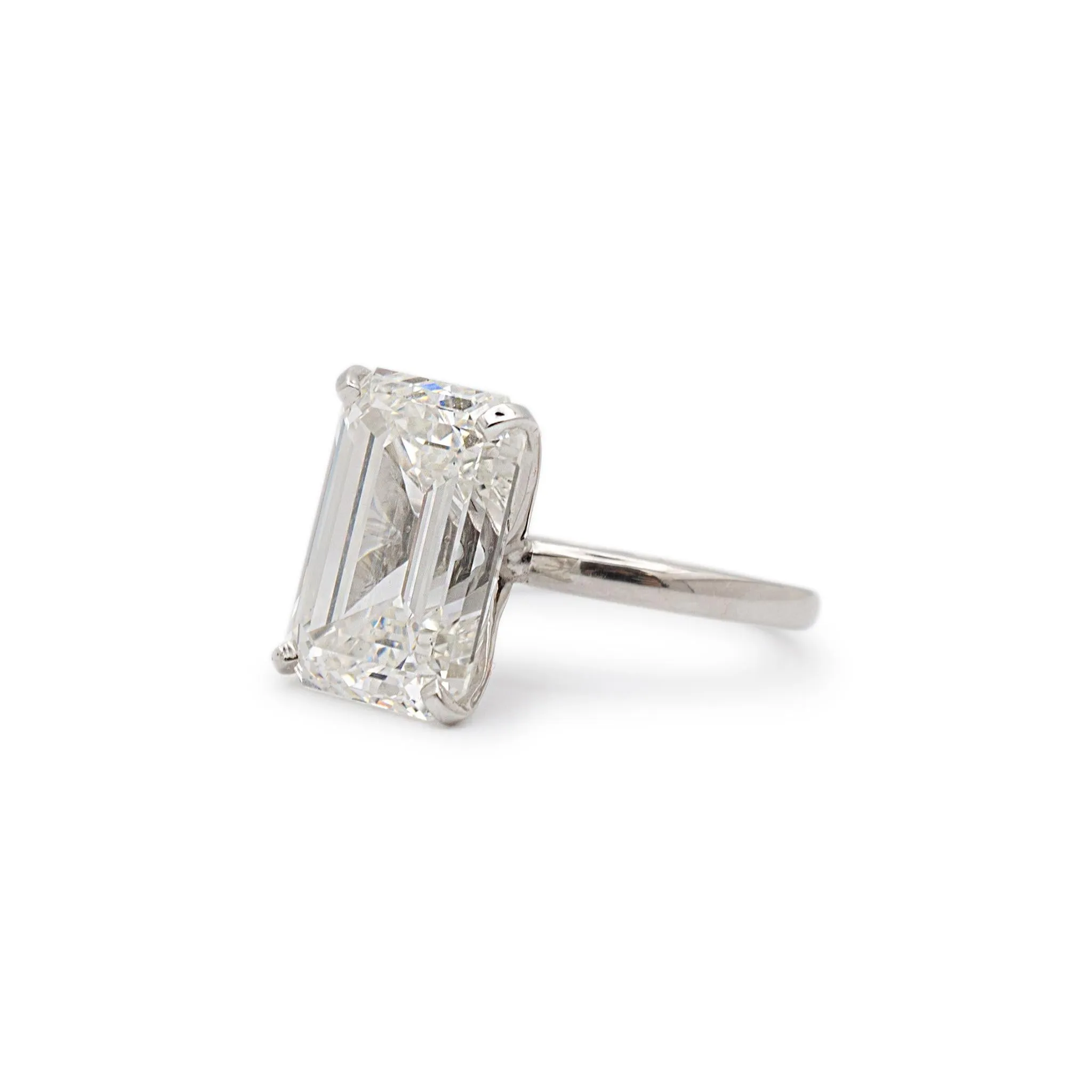 Ladies 14K White Gold Igi 10.18ct G VS2 Emerald Cut Lab Grown Diamond Solitaire Engagement Ring