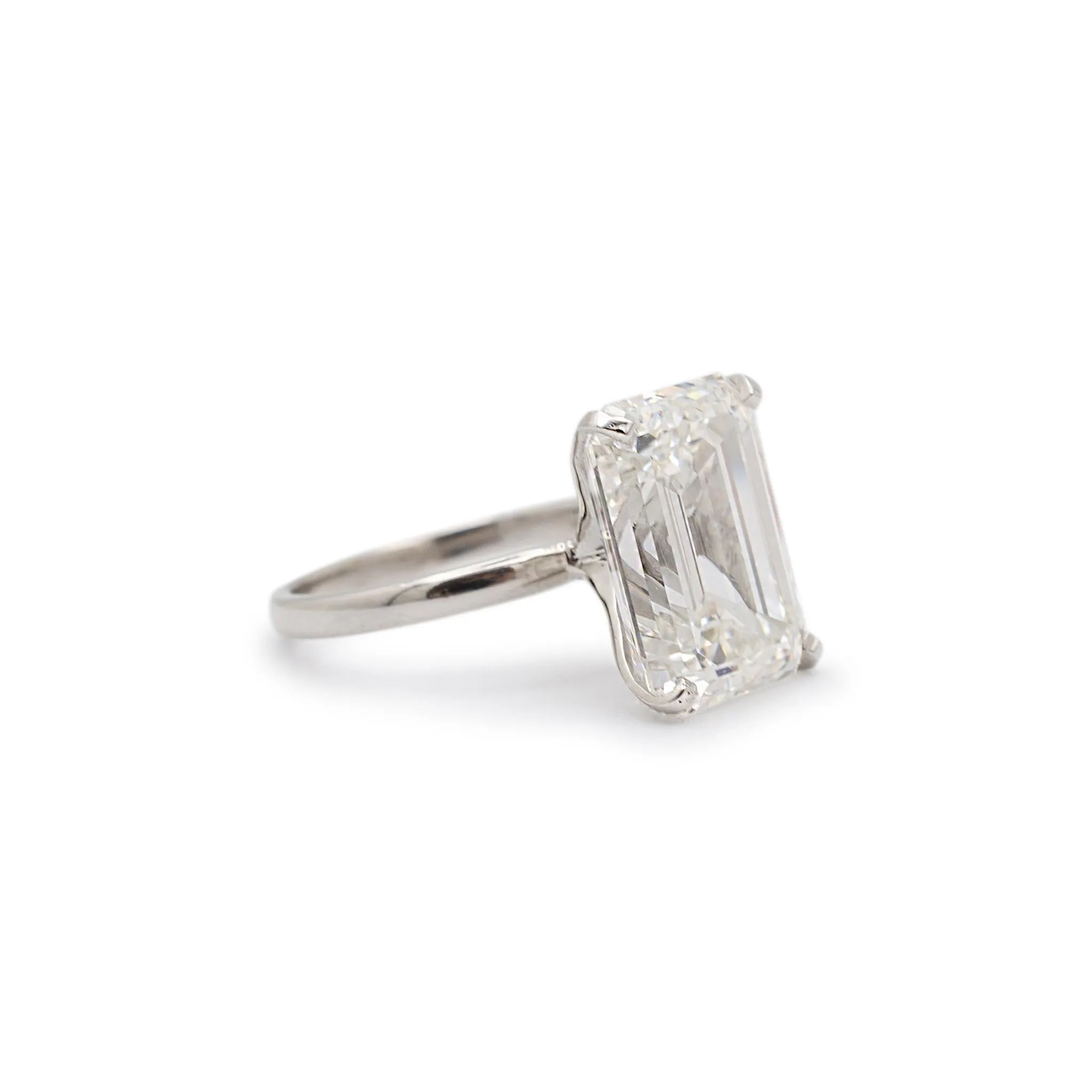 Ladies 14K White Gold Igi 10.18ct G VS2 Emerald Cut Lab Grown Diamond Solitaire Engagement Ring