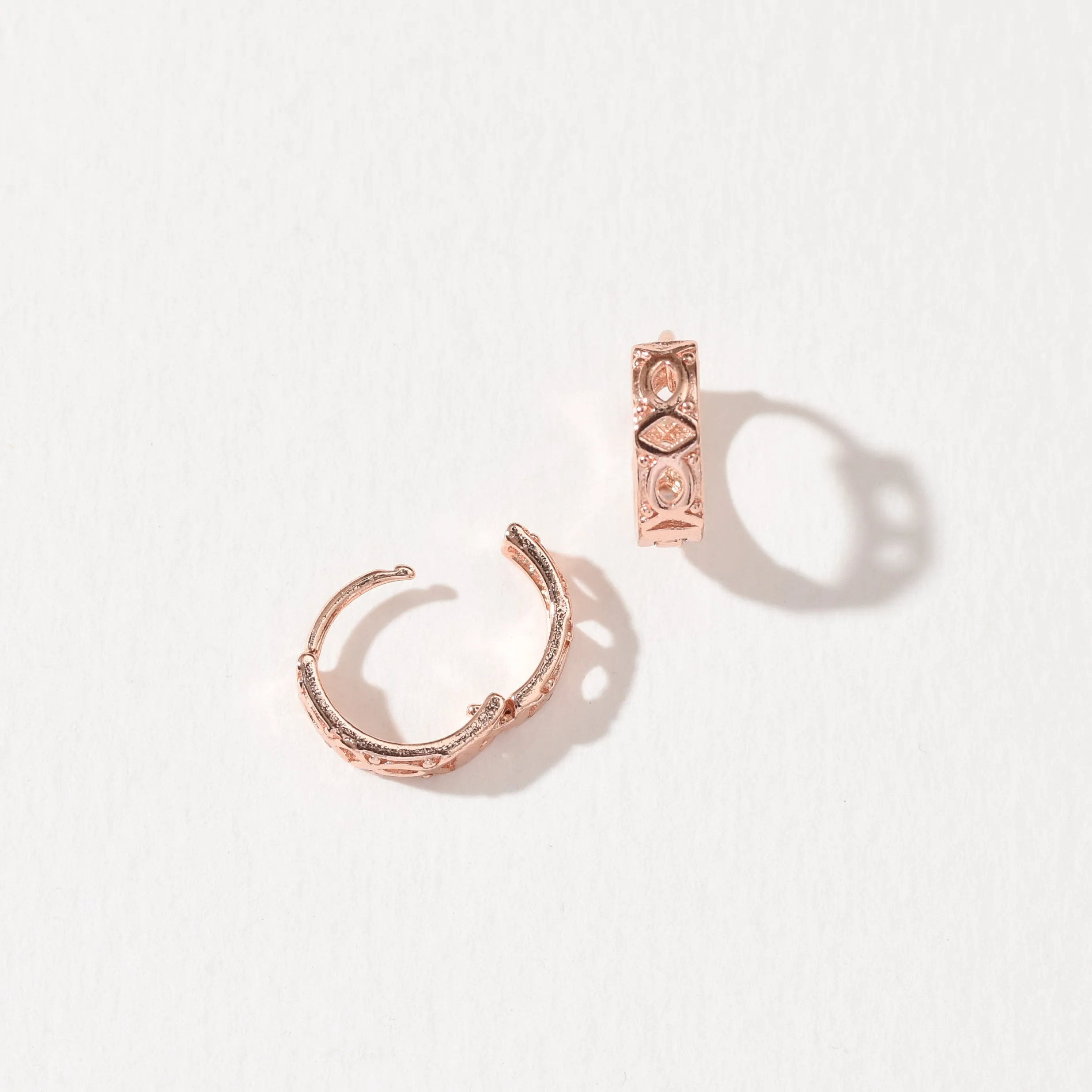 Lily Hoop | Rose Gold