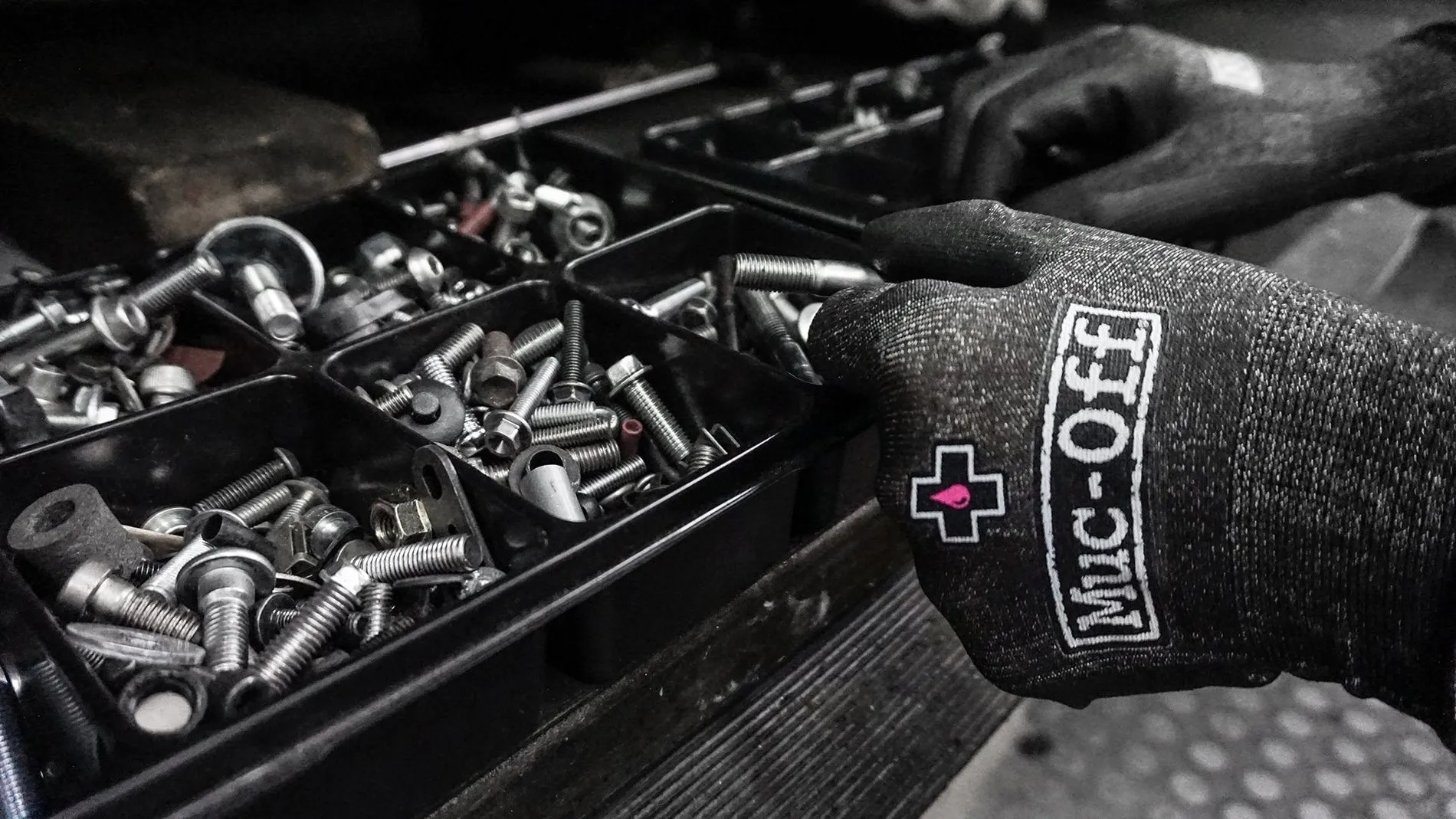 Muc-Off Mechanics Gloves