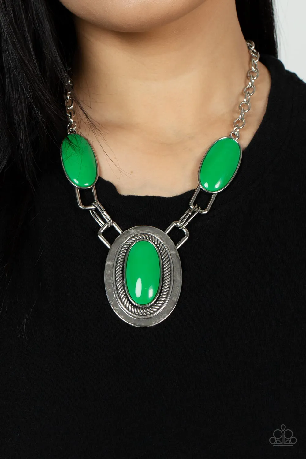 Paparazzi Necklace ~ Count to TENACIOUS - Green