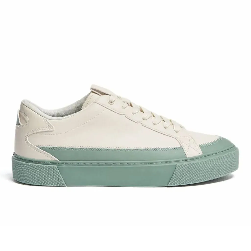 Pull & Bear Basic Contrast Sneakers - BEG