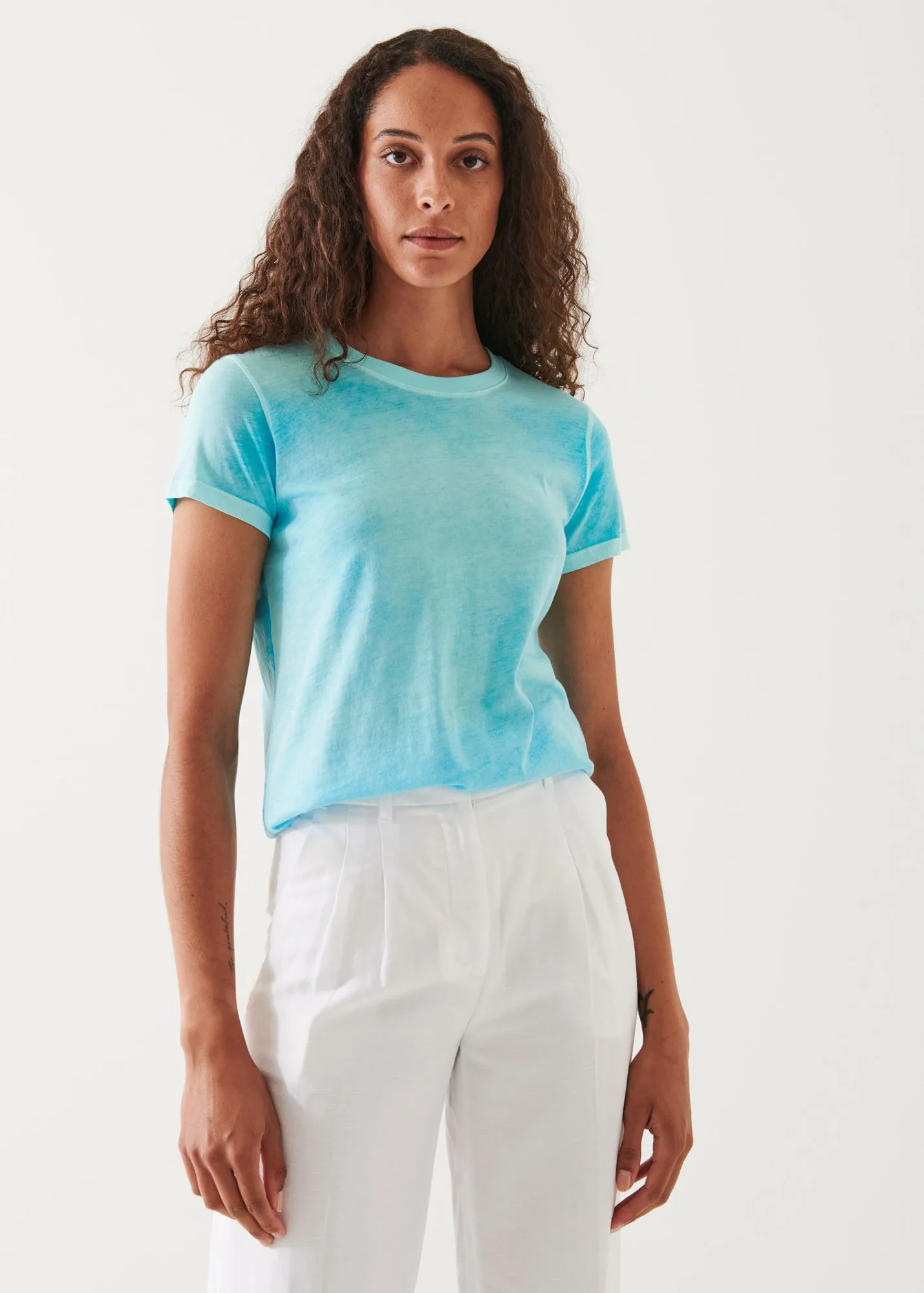 REVERSE SPRAY LIGHTWEIGHT PIMA COTTON T-SHIRT