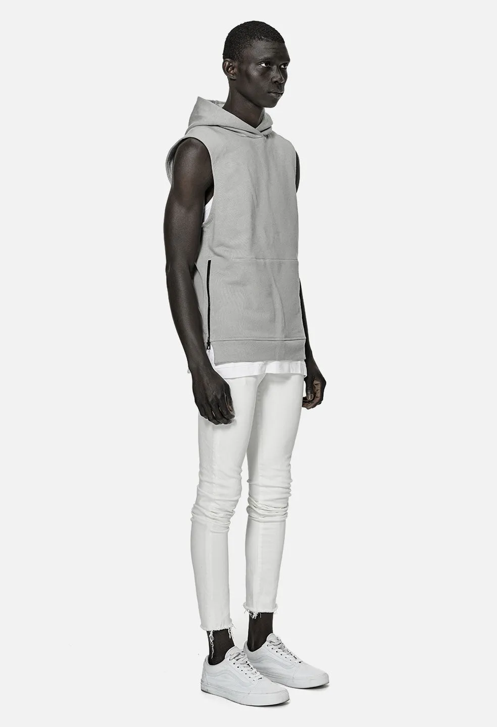 Sleeveless Hooded Villain / Plaster