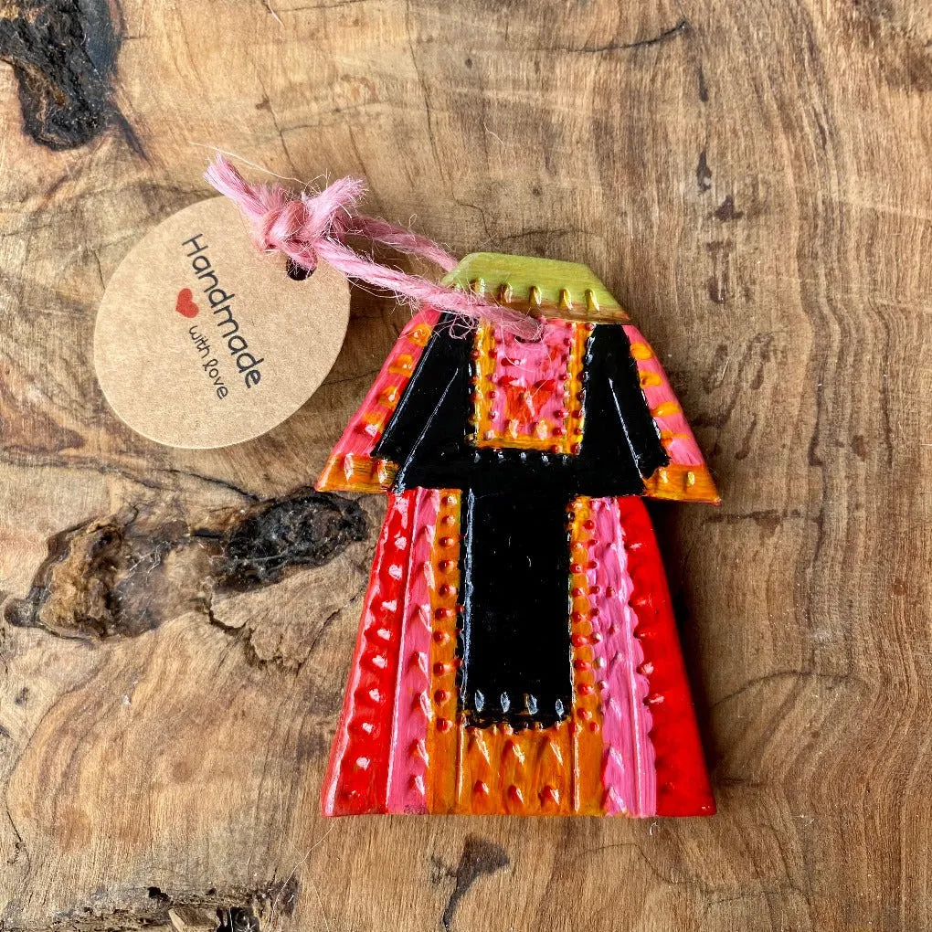 Small Decorative Palestinian Dress | Clay Thob Magnet or Ornament