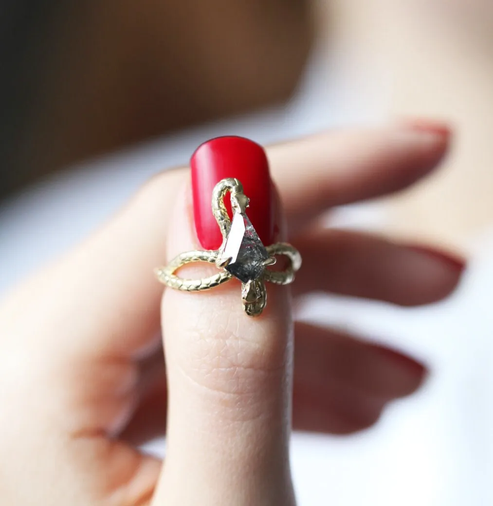 Snake Kite Salt And Pepper Diamond Ring