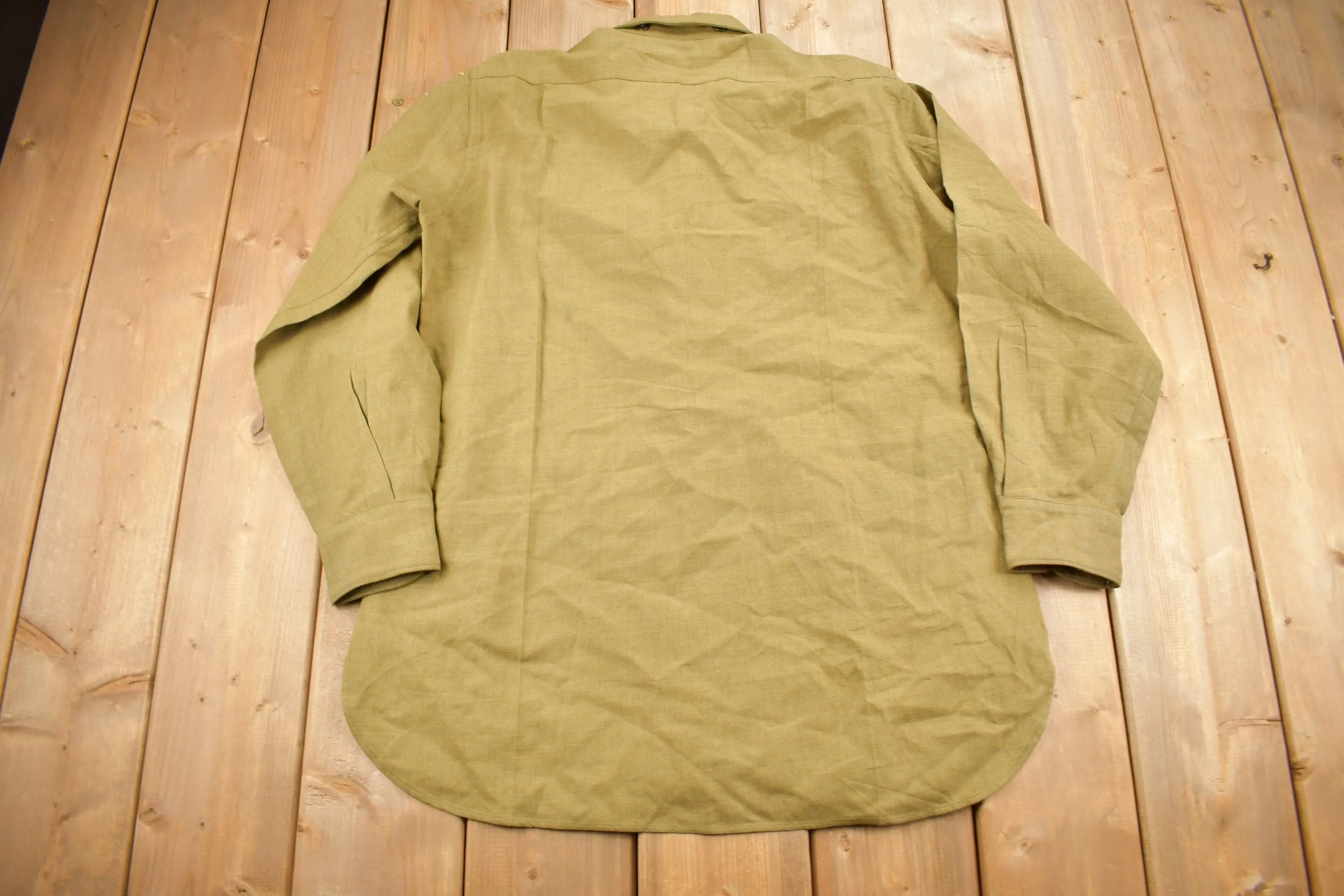 Vintage 1940s British Military Button Up Shirt / True Vintage / Militaria / Authentic Military Gear